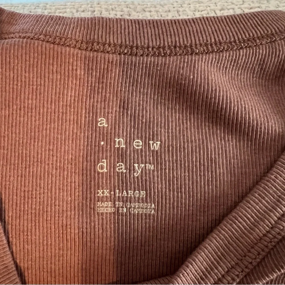 a new day Women's Ribbed Tank Tops (3) - Black, Gray, and Brown - NWOT #38 - Picture 4 of 8